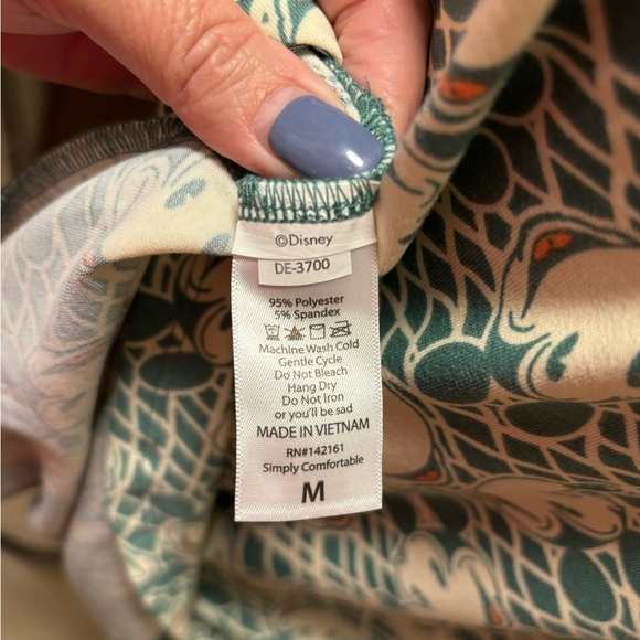 Lularoe Disney Irma - Picture 3 of 5